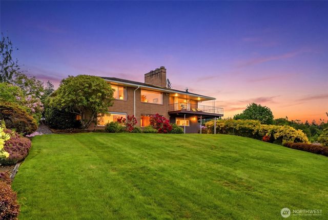 531 View Ridge Drive, Everett, WA 98203
