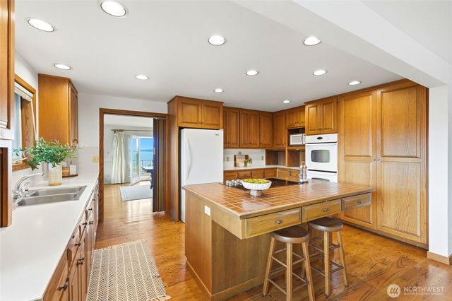 531 View Ridge Drive, Everett, WA 98203