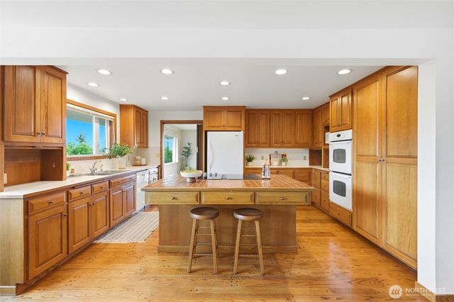 531 View Ridge Drive, Everett, WA 98203