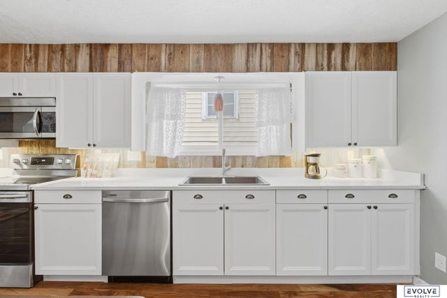 6109 Hamilton Street, Omaha, NE 68132