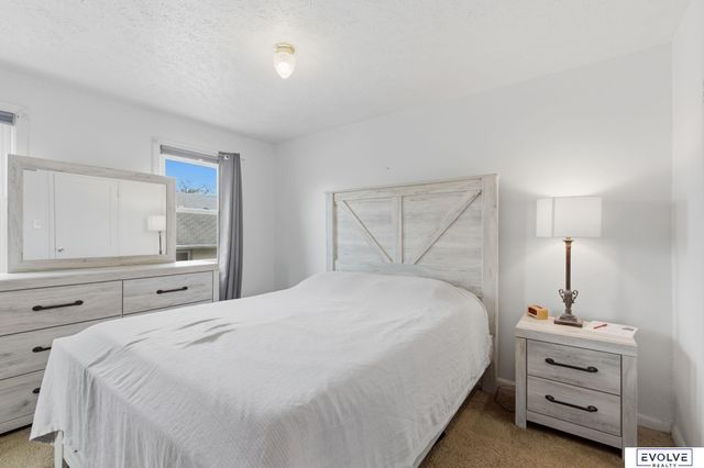 6109 Hamilton Street, Omaha, NE 68132