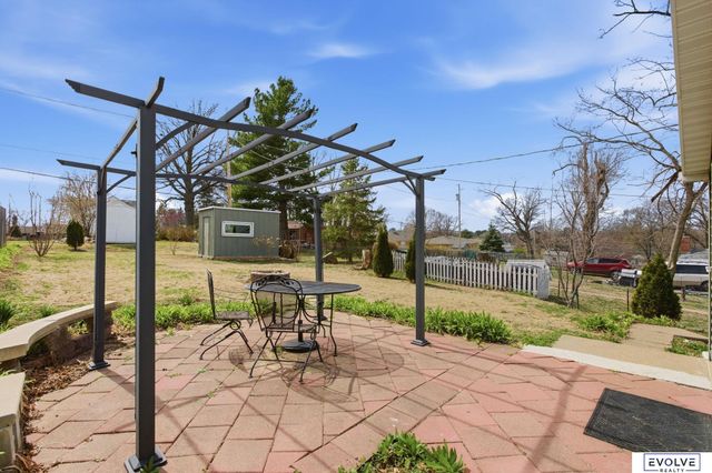 6109 Hamilton Street, Omaha, NE 68132