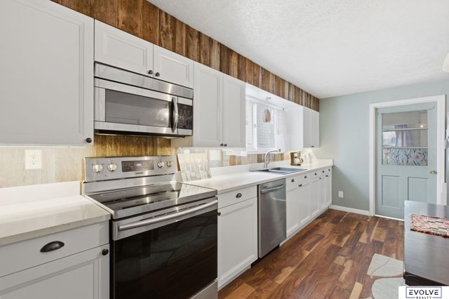 6109 Hamilton Street, Omaha, NE 68132