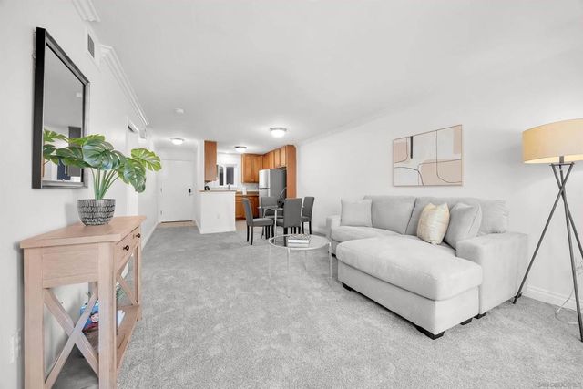 1756 Essex 206, San Diego, CA 92103
