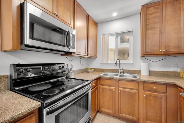 1756 Essex 206, San Diego, CA 92103