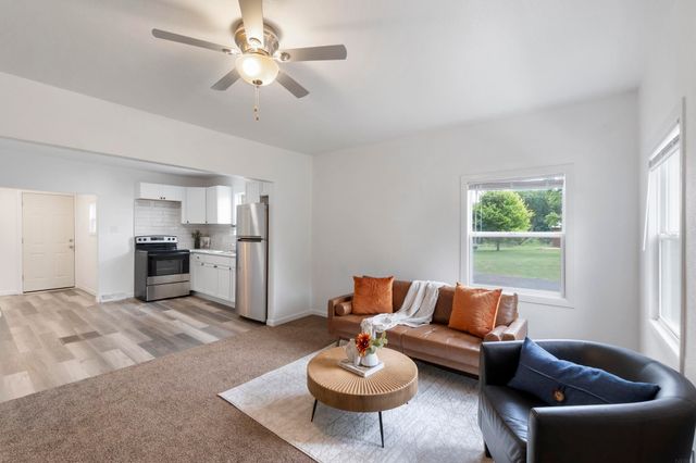 701 Shirley Street, Waterloo, IA 50707