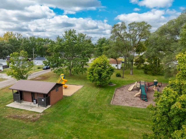 701 Shirley Street, Waterloo, IA 50707