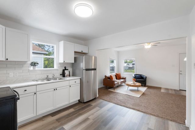 701 Shirley Street, Waterloo, IA 50707