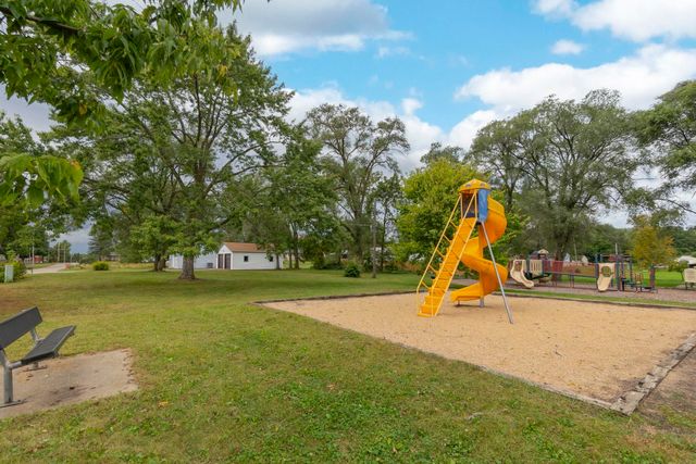 701 Shirley Street, Waterloo, IA 50707