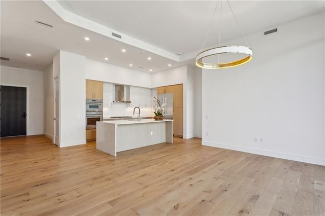 2425 Peachtree Road NE 403, Atlanta, GA 30305