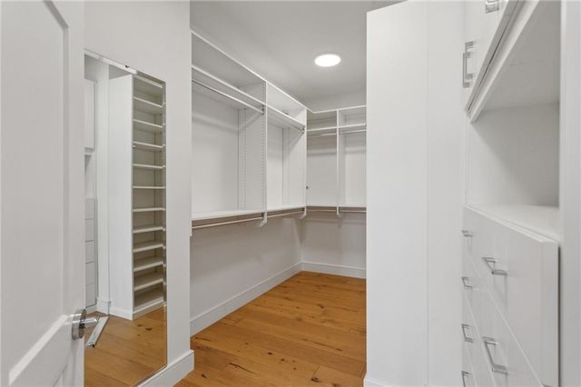 2425 Peachtree Road NE 403, Atlanta, GA 30305