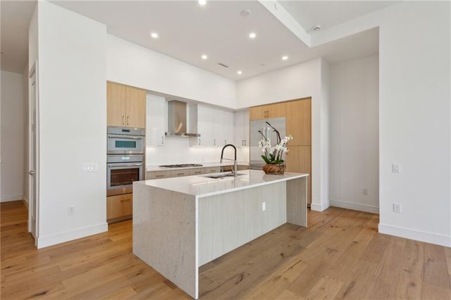 2425 Peachtree Road NE 403, Atlanta, GA 30305