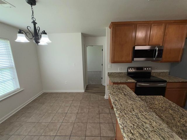14012 Knighton Cove, North Little Rock, AR 72117