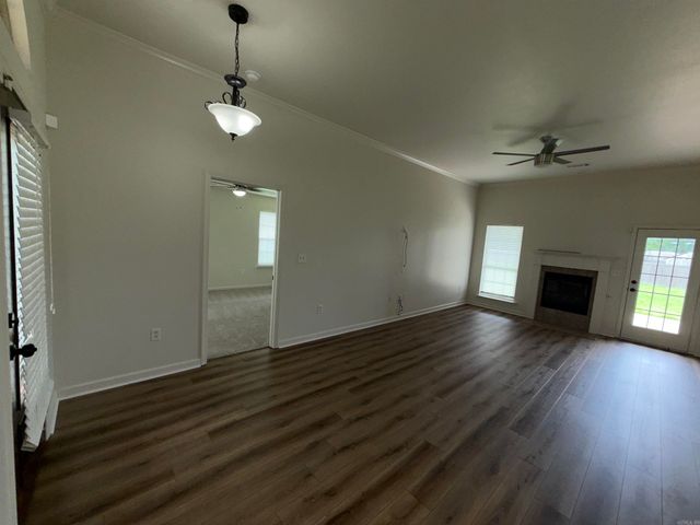14012 Knighton Cove, North Little Rock, AR 72117