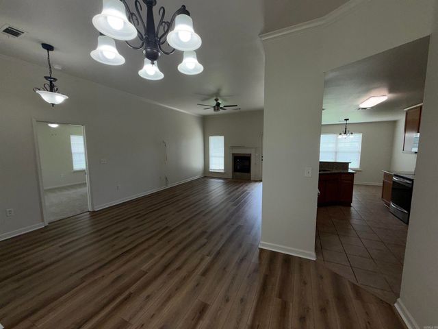 14012 Knighton Cove, North Little Rock, AR 72117