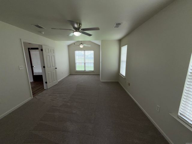 14012 Knighton Cove, North Little Rock, AR 72117