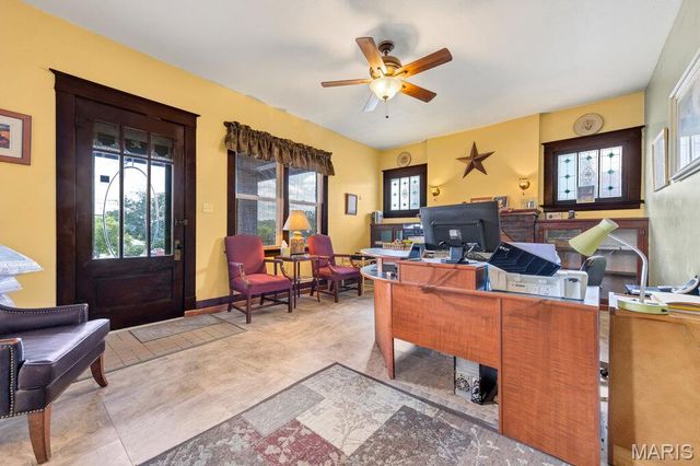 203 W Booneslick Road, Warrenton, MO 63383