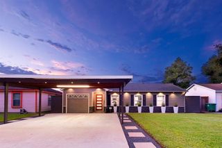 1838 Saxon Drive, Houston, TX 77018