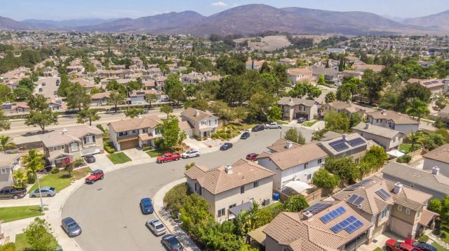 1121 Chimney Flats Ln., Chula Vista, CA 91915