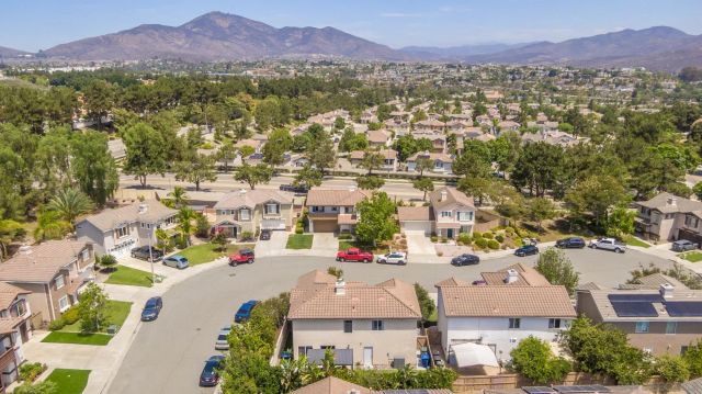 1121 Chimney Flats Ln., Chula Vista, CA 91915