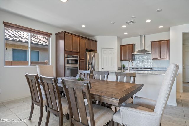 11780 N Renoir Way, Tucson, AZ 85742