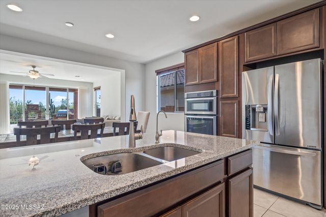 11780 N Renoir Way, Tucson, AZ 85742