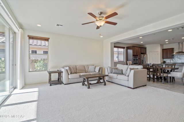 11780 N Renoir Way, Tucson, AZ 85742