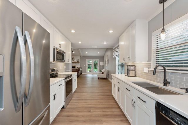 615 St Martin Cove, Niceville, FL 32578