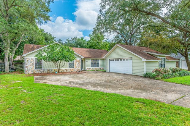 615 St Martin Cove, Niceville, FL 32578
