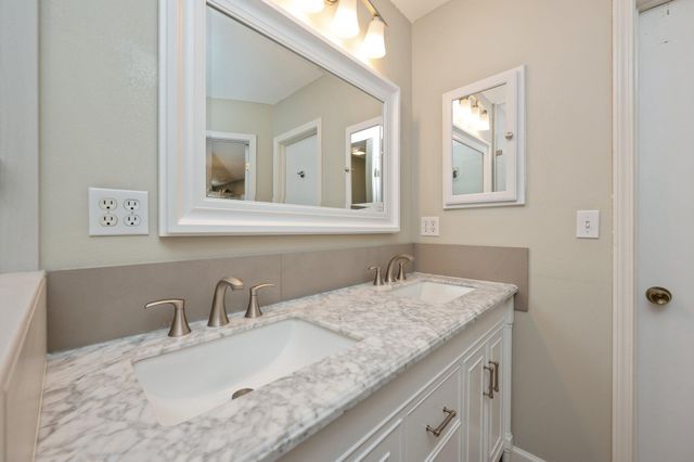 615 St Martin Cove, Niceville, FL 32578