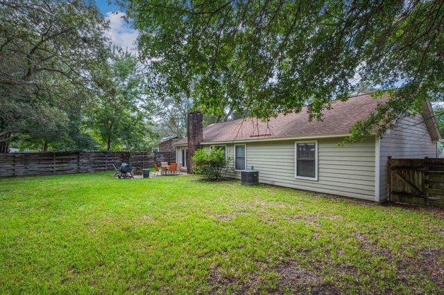 615 St Martin Cove, Niceville, FL 32578