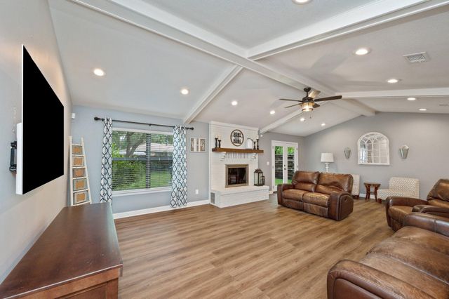 615 St Martin Cove, Niceville, FL 32578