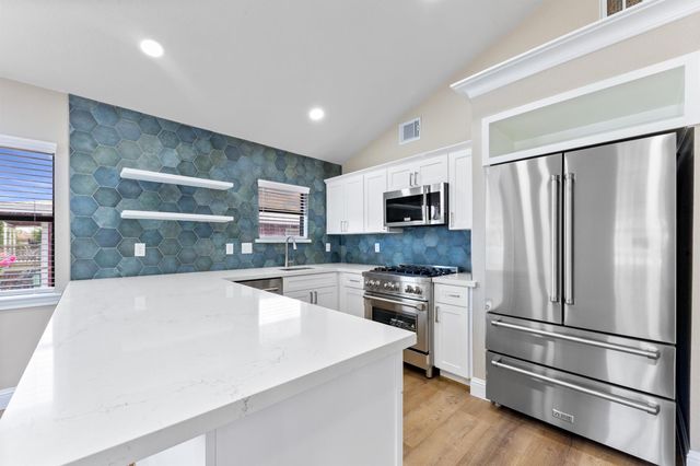 1115 Sunset, San Leon, TX 77539