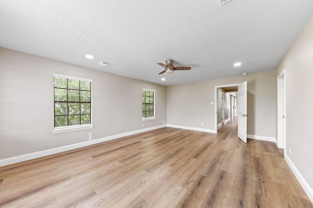 1115 Sunset, San Leon, TX 77539