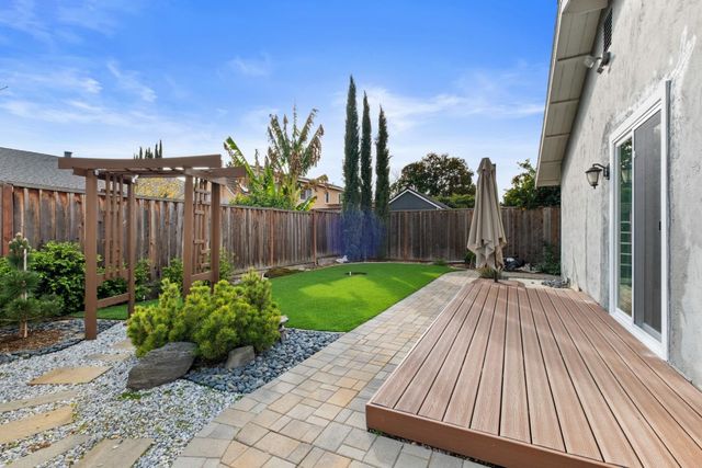 322 El Portal Way, San Jose, CA 95119