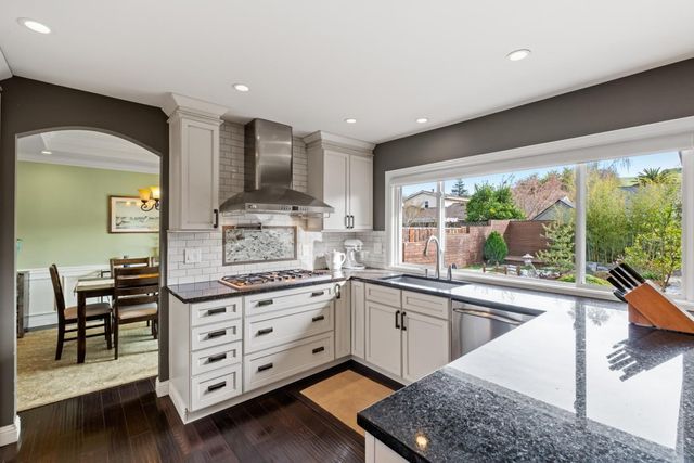 322 El Portal Way, San Jose, CA 95119