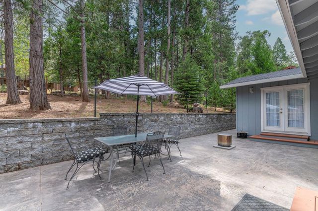 2020 Antler Dr, Arnold, CA 95223