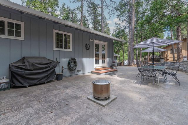 2020 Antler Dr, Arnold, CA 95223