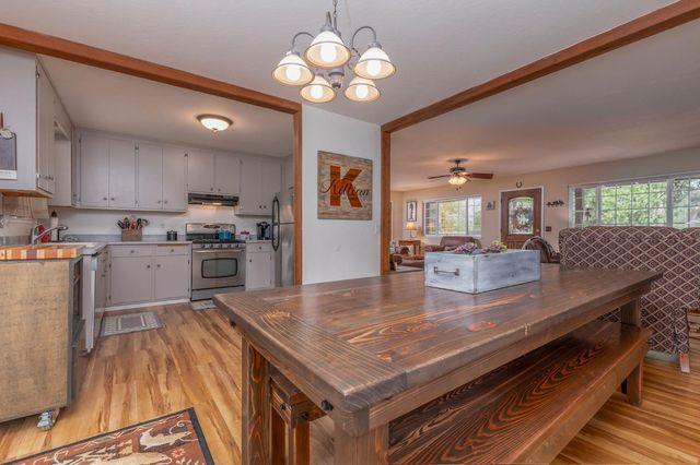 2020 Antler Dr, Arnold, CA 95223