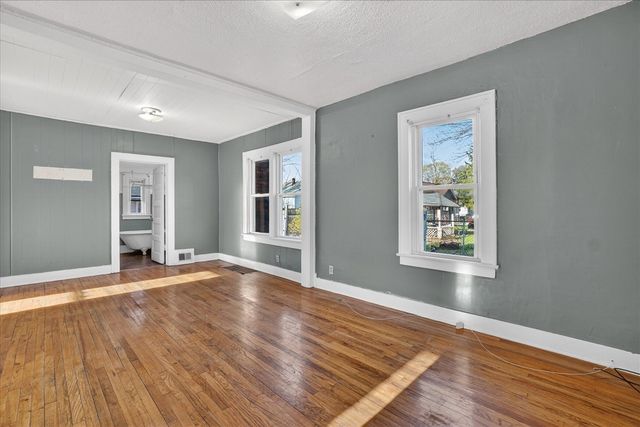379 E Dale Avenue, Muskegon, MI 49442