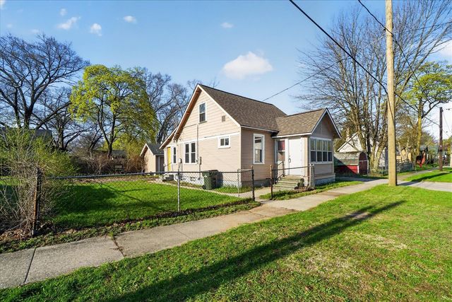 379 E Dale Avenue, Muskegon, MI 49442