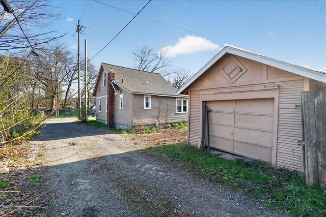 379 E Dale Avenue, Muskegon, MI 49442