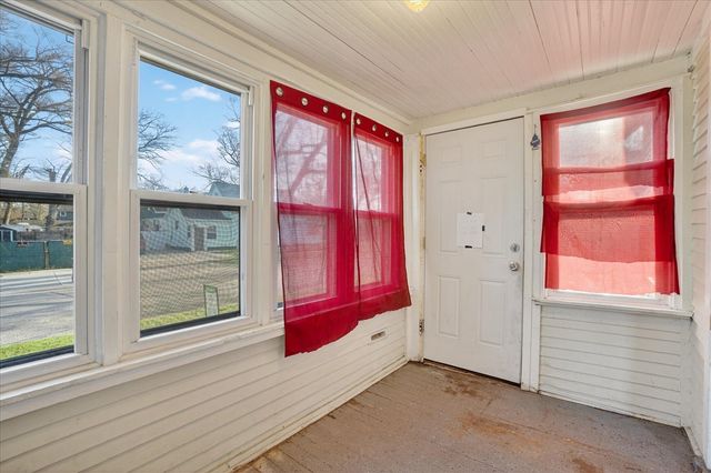 379 E Dale Avenue, Muskegon, MI 49442