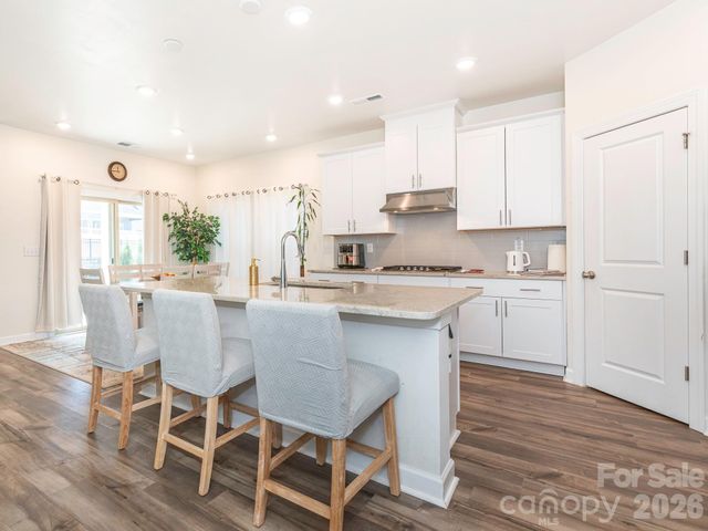 9317 Dunwich Drive, Gastonia, NC 28056