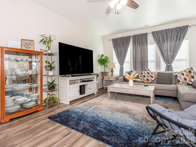 9317 Dunwich Drive, Gastonia, NC 28056