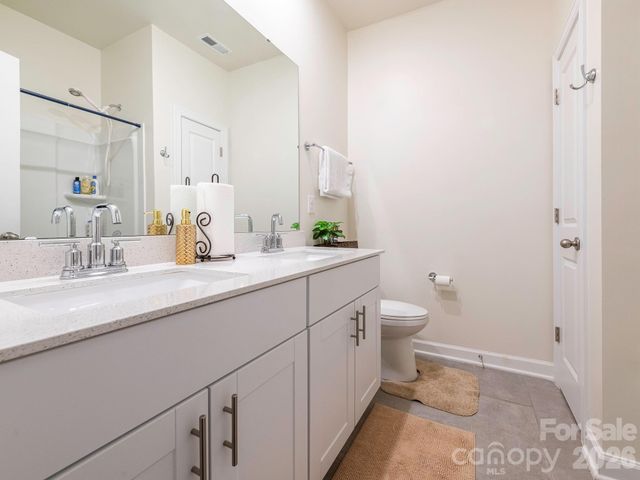 9317 Dunwich Drive, Gastonia, NC 28056