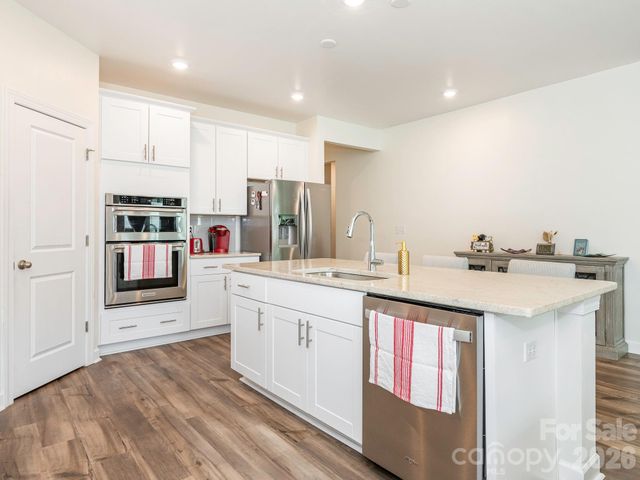 9317 Dunwich Drive, Gastonia, NC 28056