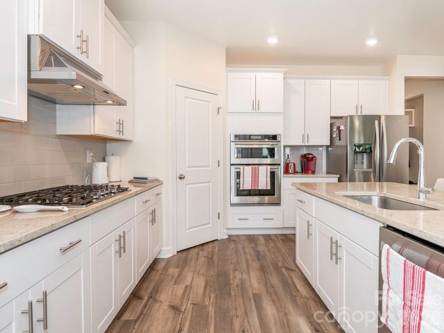 9317 Dunwich Drive, Gastonia, NC 28056