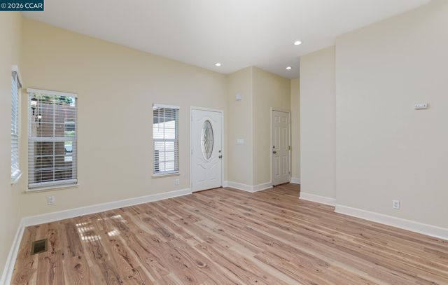 2841 Sunset Ln, Antioch, CA 94509