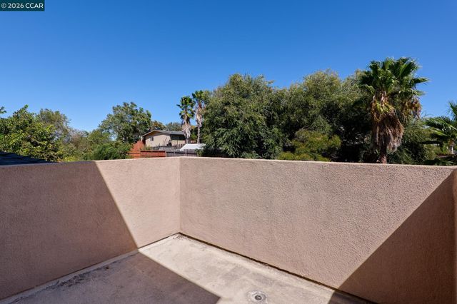 2841 Sunset Ln, Antioch, CA 94509